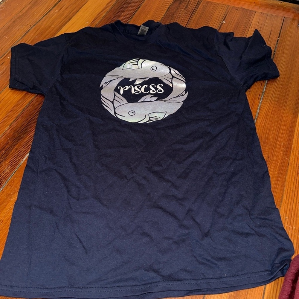 Pisces Graphic Navy T-Shirt